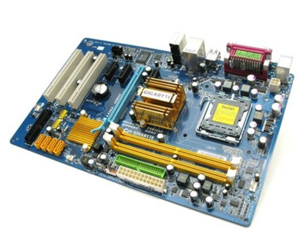 مادربرد کارکرده گیگابایت DDR2 اینتل مدل GA-P31-ES3G